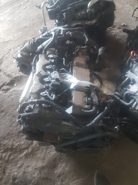 Photo 2 - Toyota Avensis 2005 y parts