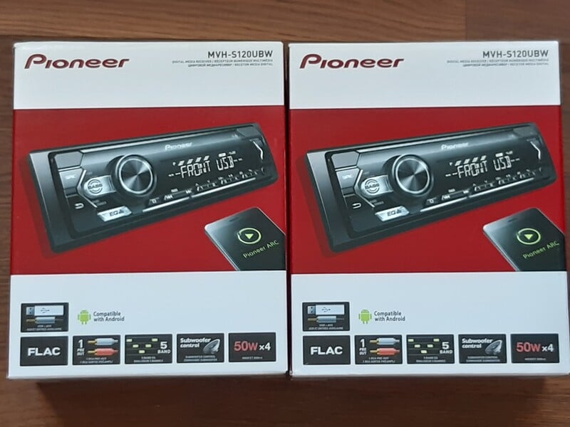 Photo 14 - Pioneer MVH-S420BT CD/MP3 player