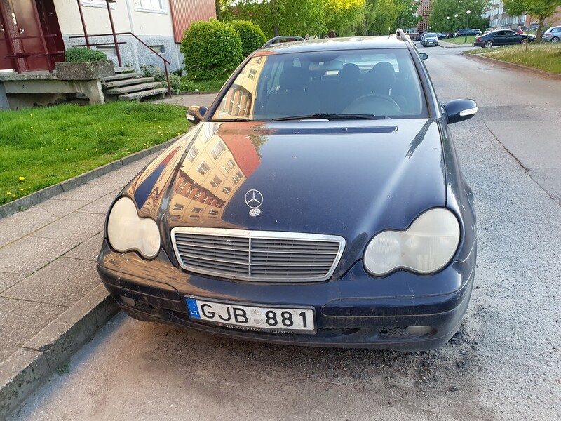 Фотография 2 - Mercedes-Benz C 220 W203 2.2 CDI 105 KW  2002 г запчясти