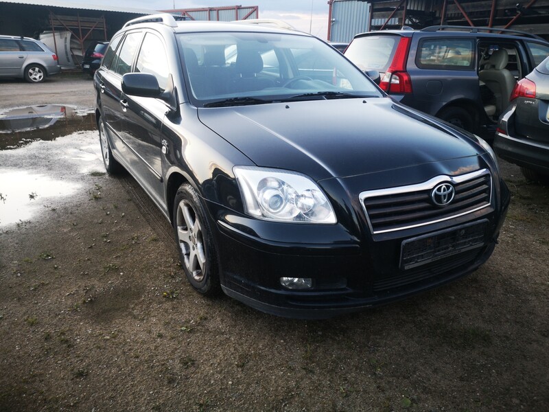 Photo 4 - Toyota Avensis II 2004 y parts