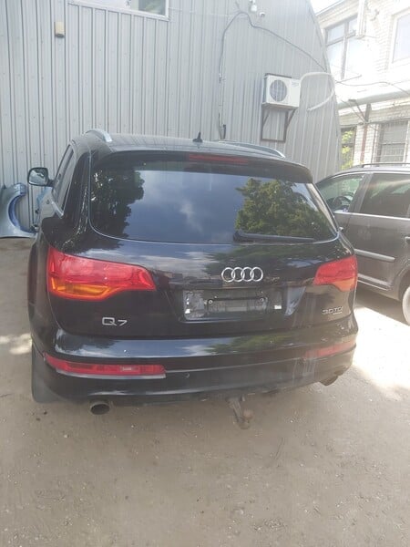 Photo 2 - Audi Q7 2006 y parts