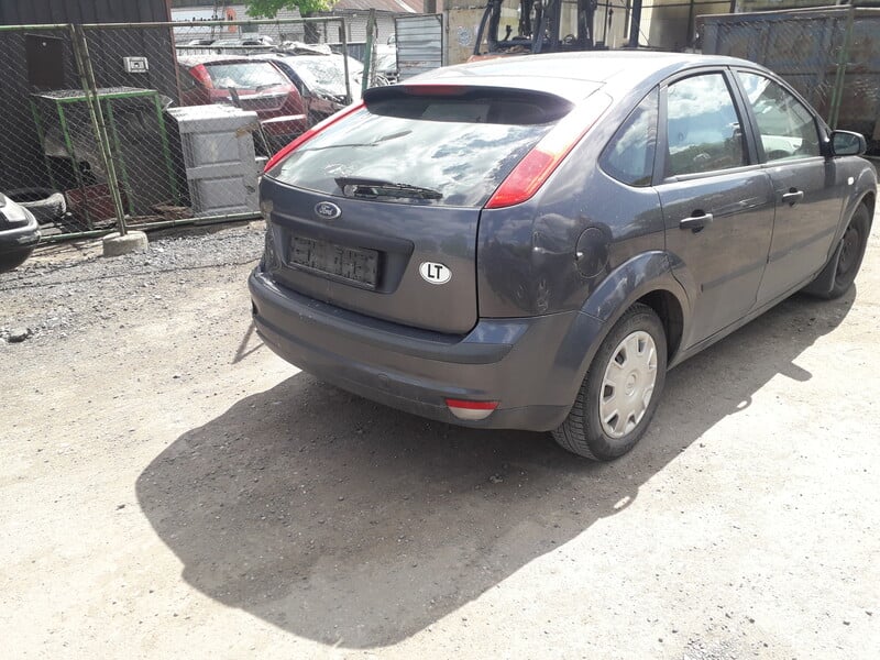 Photo 5 - Ford Focus MK2 2005 y parts