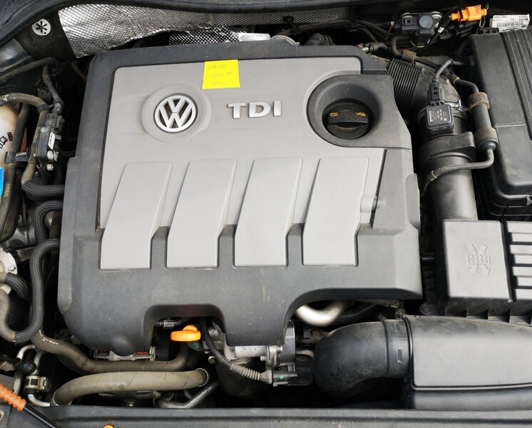 Фотография 6 - Volkswagen Jetta 2011 г запчясти