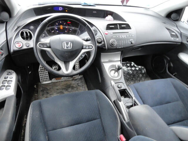 Photo 7 - Honda Civic VIII 2007 y parts