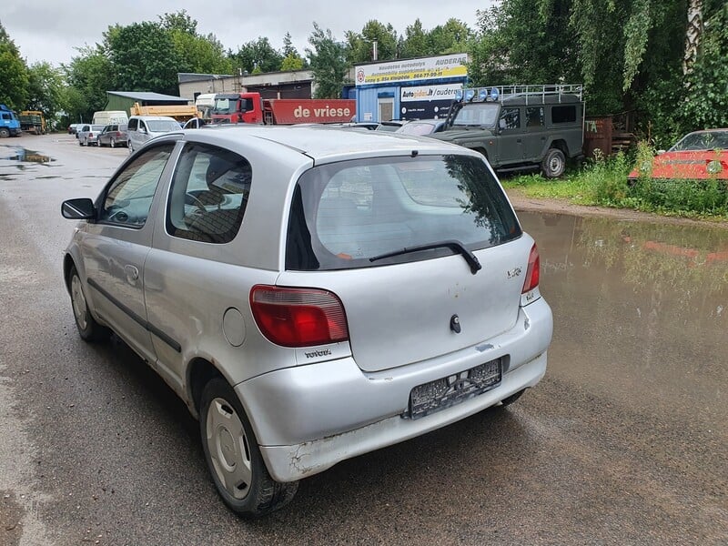 Nuotrauka 4 - Toyota Yaris I 1.3 BENZINAS 63 KW 2003 m dalys