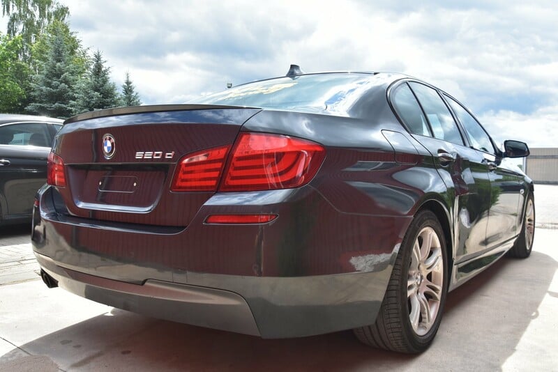 Photo 4 - Bmw Serija 5 F10 2011 y parts