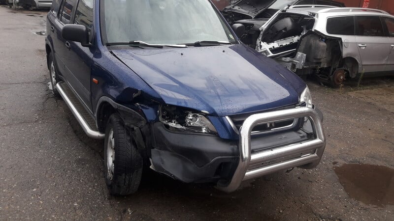 Photo 3 - Honda Cr-V I 2000 y parts