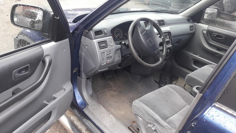 Photo 5 - Honda Cr-V I 2000 y parts