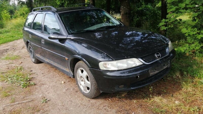 Opel Vectra 2001 y parts