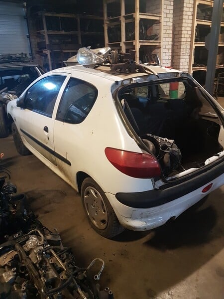 Фотография 2 - Peugeot 206 2000 г запчясти