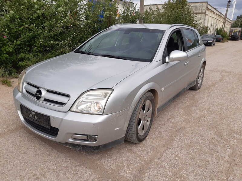 Opel Signum 2004 y parts