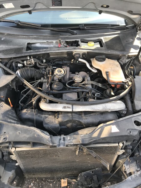 Photo 8 - Volkswagen Passat 2004 y parts