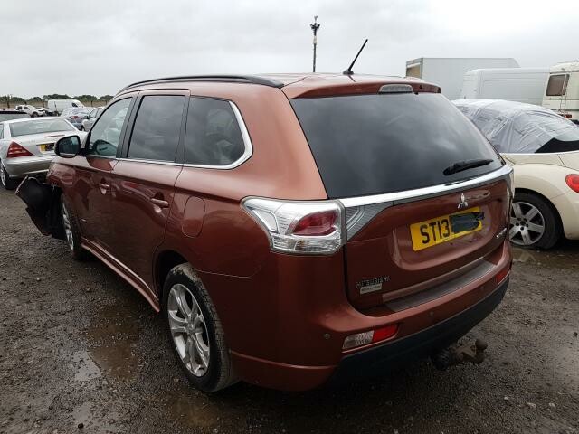 Mitsubishi Outlander III 2013 y parts