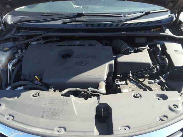 Photo 7 - Toyota Avensis III 2012 y parts
