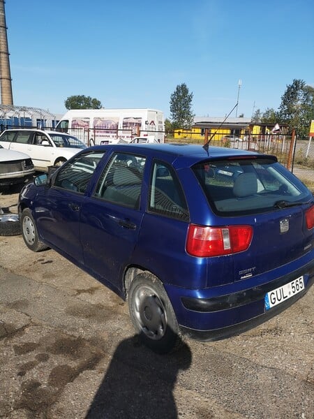 Photo 2 - Seat Ibiza 2001 y parts