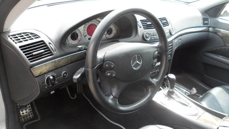 Nuotrauka 5 - Mercedes-Benz E 350 W211 2005 m dalys