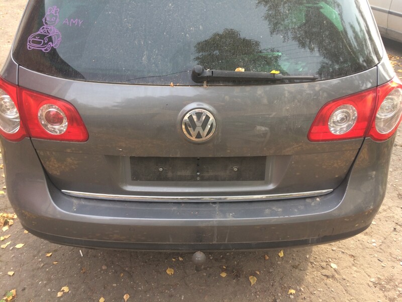 Photo 3 - Volkswagen Passat B6 2009 y parts