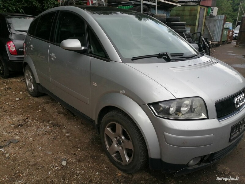 Photo 2 - Audi A2 2004 y parts