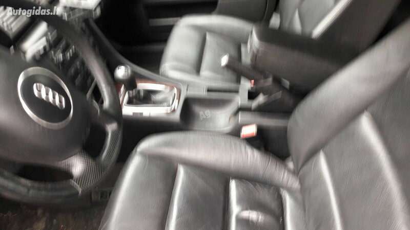 Photo 4 - Audi A4 2001 y parts