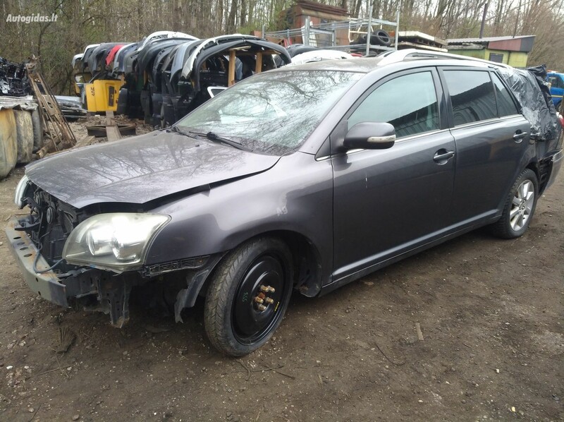 Toyota Avensis 2007 y parts