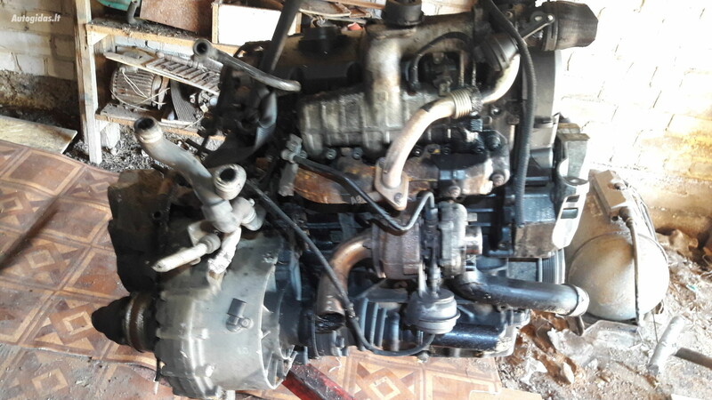 Photo 2 - Volkswagen Golf 2002 y parts