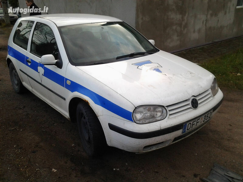 Volkswagen Golf 2000 y parts