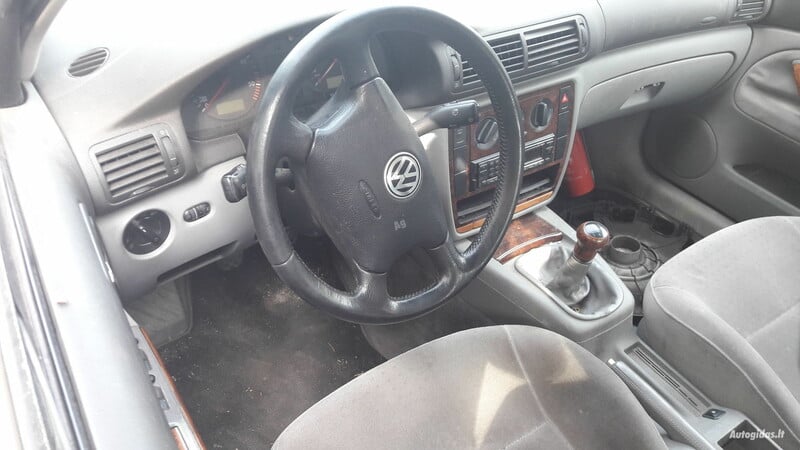 Photo 6 - Volkswagen Passat 1998 y parts