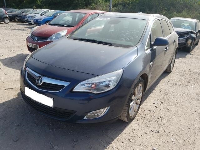 Фотография 2 - Opel Astra IV 2011 г запчясти