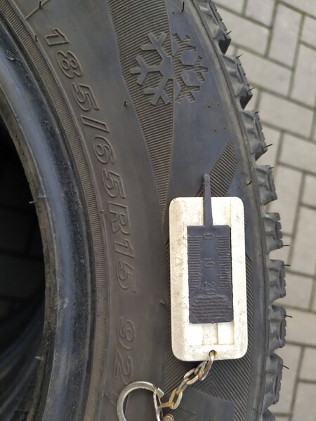 Photo 2 - Roadstone Winter fresh  R15 winter tyres passanger car