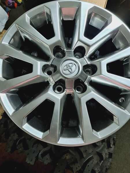 Photo 6 - tlc Land Cruiser light alloy R17 rims