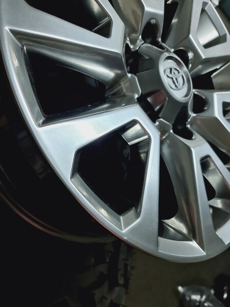 Photo 4 - tlc Land Cruiser light alloy R17 rims