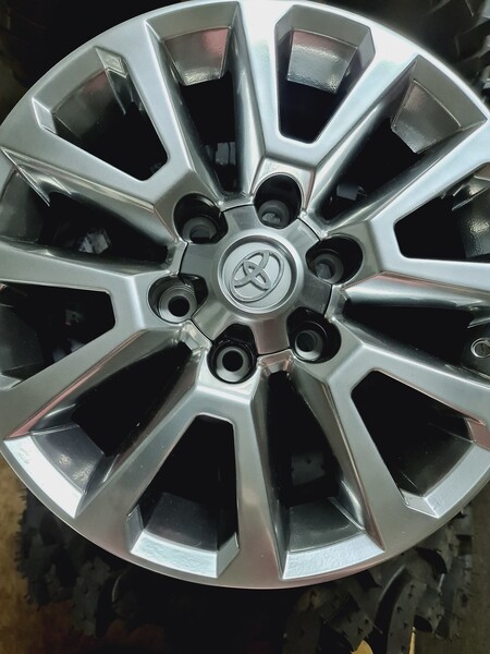 Photo 7 - tlc Land Cruiser light alloy R17 rims