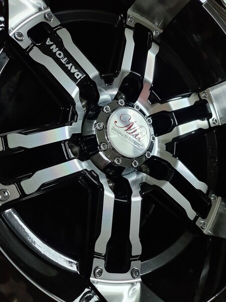 Photo 1 - Light alloy R15 rims