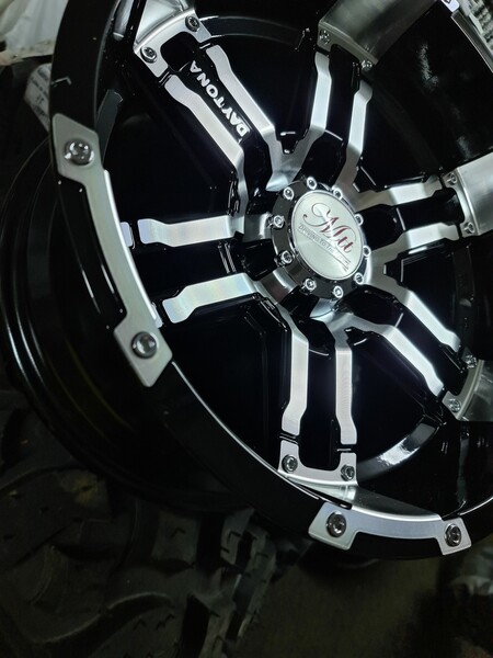 Photo 2 - Light alloy R15 rims