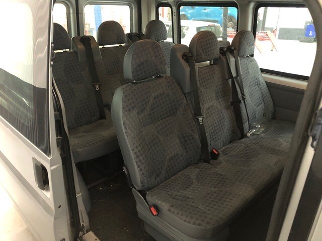 Photo 2 - Ford Transit 2012 y parts