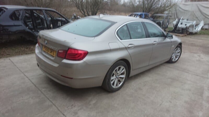 Photo 3 - Bmw 520 2012 y parts