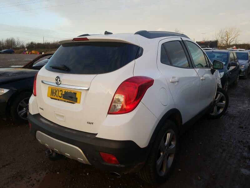 Photo 1 - Opel Mokka 2013 y parts