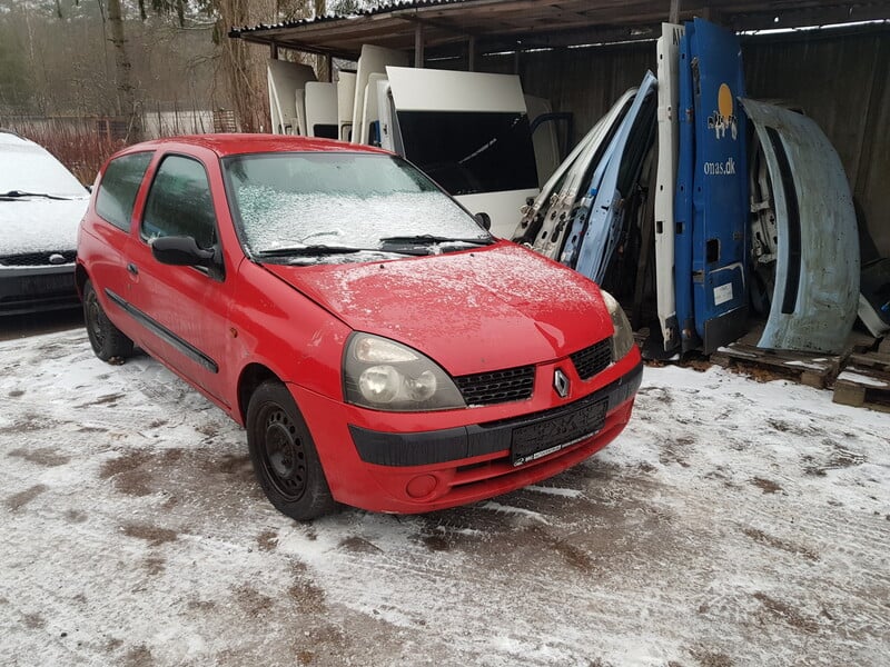 Photo 3 - Renault Clio 2002 y parts