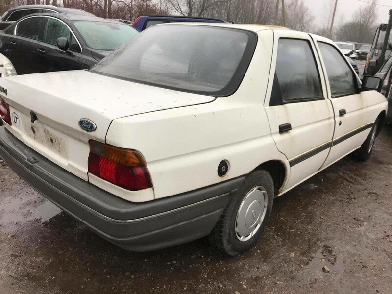 Photo 3 - Ford Orion 1991 y parts
