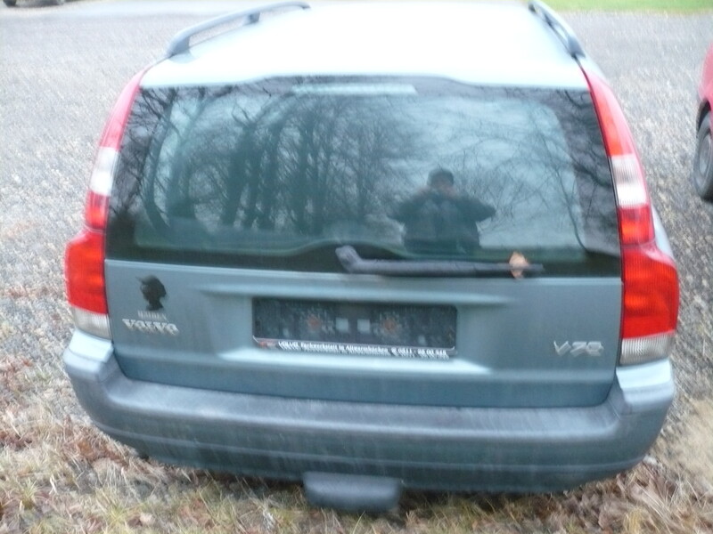 Photo 3 - Volvo V70 II 2003 y parts