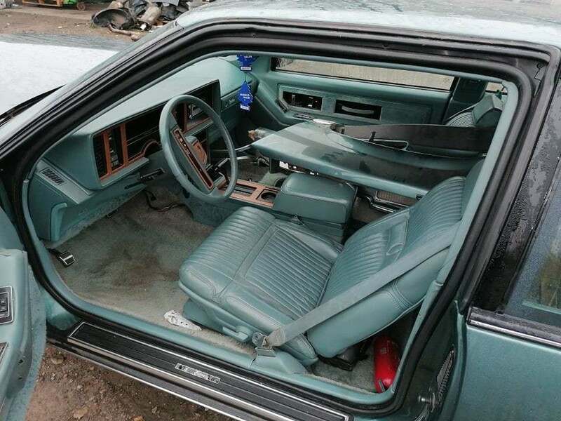 Photo 2 - Cadillac Eldorado 1986 y parts