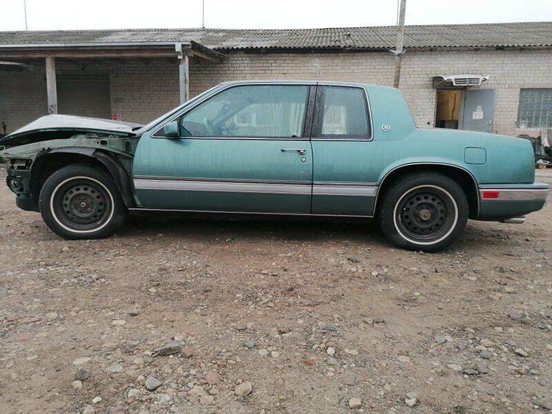 Photo 13 - Cadillac Eldorado 1986 y parts