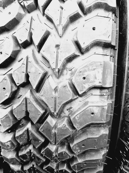 Фотография 2 - Hankook Dynapro M/T R15 универсальные шины для автомобилей