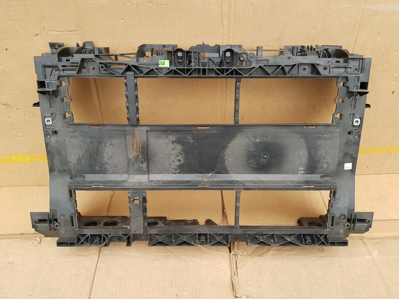 Photo 11 - Ford Transit Courier 2020 y parts