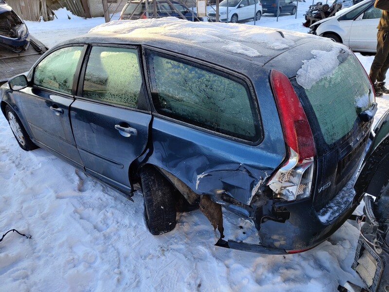 Photo 7 - Volvo V50 2008 y parts