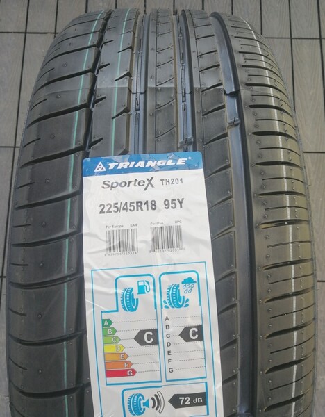 Photo 1 - Triangle R18 summer tyres passanger car