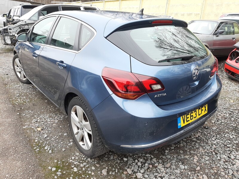 Фотография 5 - Opel Astra 2013 г запчясти