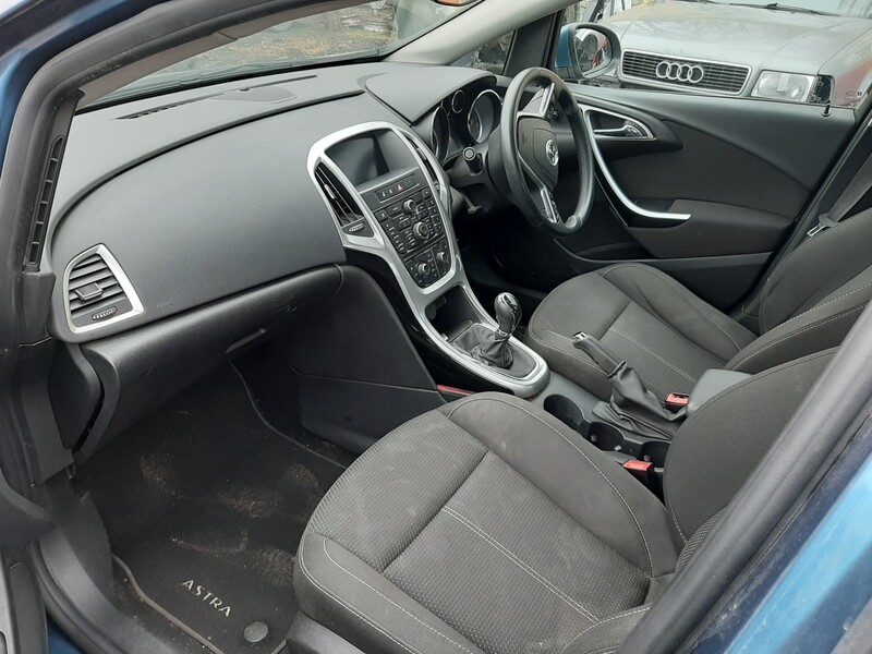 Nuotrauka 6 - Opel Astra 2013 m dalys