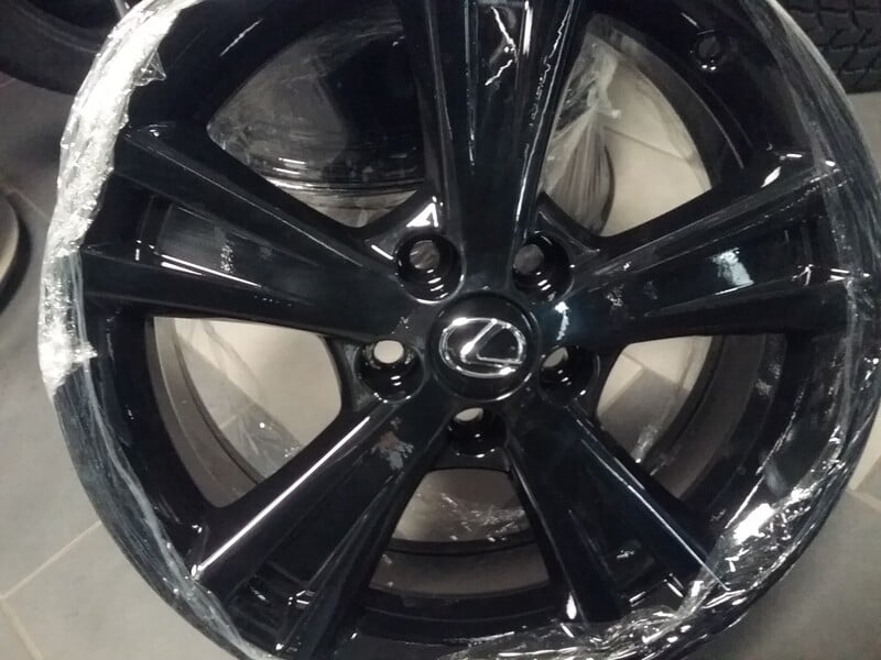 Photo 2 - Lexus light alloy R18 rims