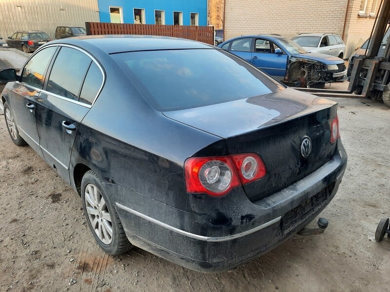 Photo 3 - Volkswagen Passat 2006 y parts